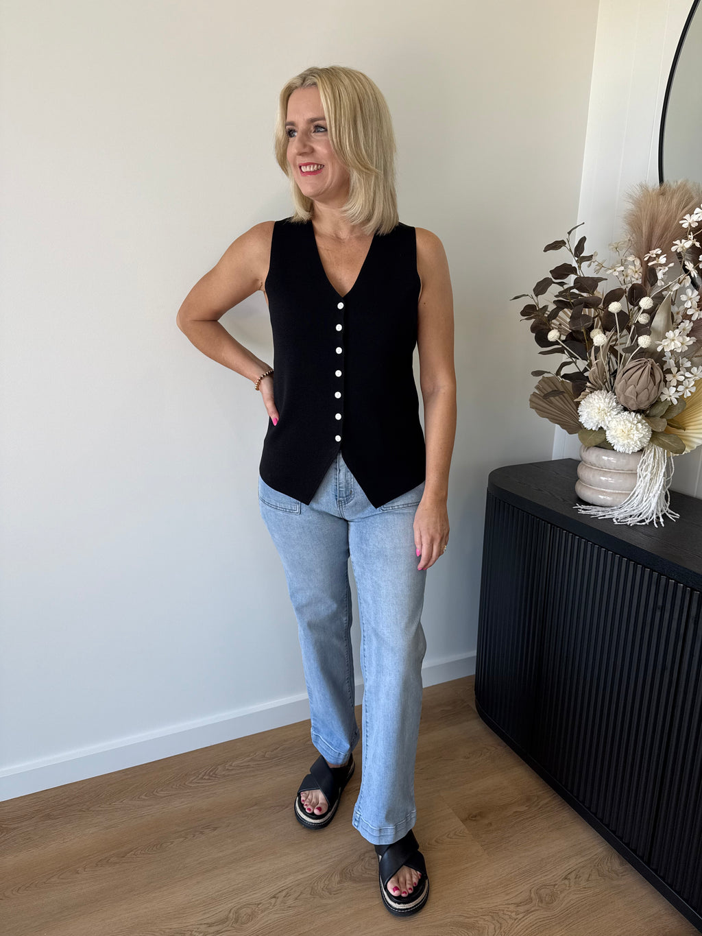 Cara Vest ~ Black