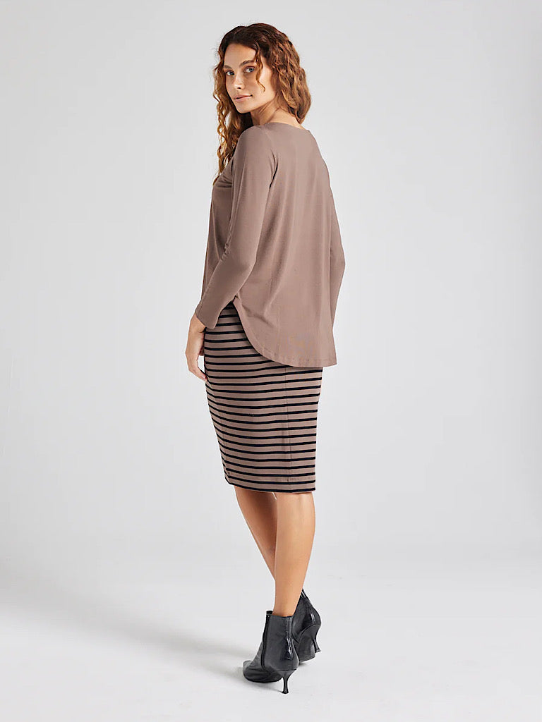 Adele Long Sleeve ~ Chocolate