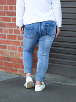 Kelly Pull On Jeans